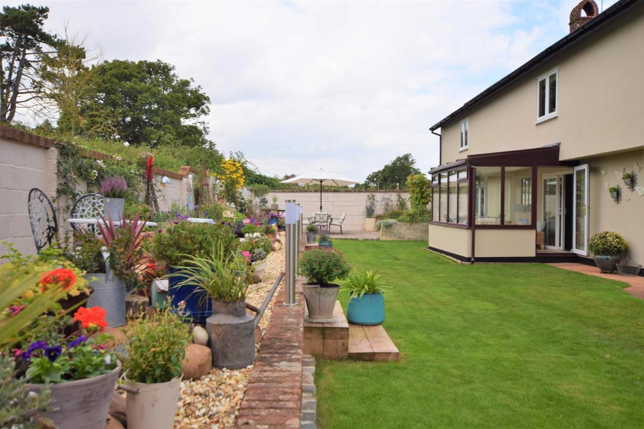 The Old Dairy B&B Lympstone Exteriér fotografie
